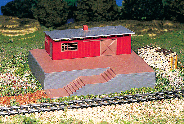 Bachmann 46209 - 	Operating Accessories - Storage Building -- With Steam Whistle Sound