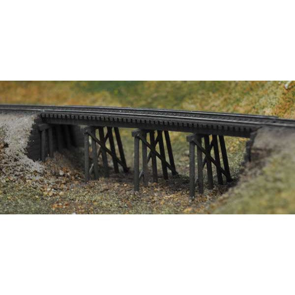 Blair Line 067 - N Scale 	Common Pile Trestle Kit -- 5-5/8" Long x 1-1/4" Tall 14 x 3.1cm - Build Straight or Curved