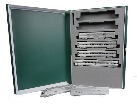 Kato KAT106090DCC - N Scale - Silver Streak Zephyr Train-Only Set - DCC -- Chicago, Burlington & Quincy (silver) Locoomotive & 5 Cars