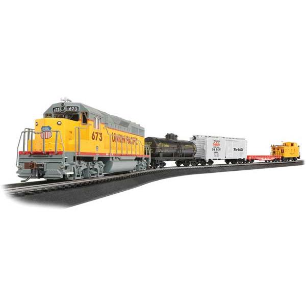 Bachmann 766 - HO Scale - Track King Train Set - Standard DC - Union Pacific EMD GP40, 4 Cars, Wide-Vision Caboose, E-Z Track Oval(R) Spee