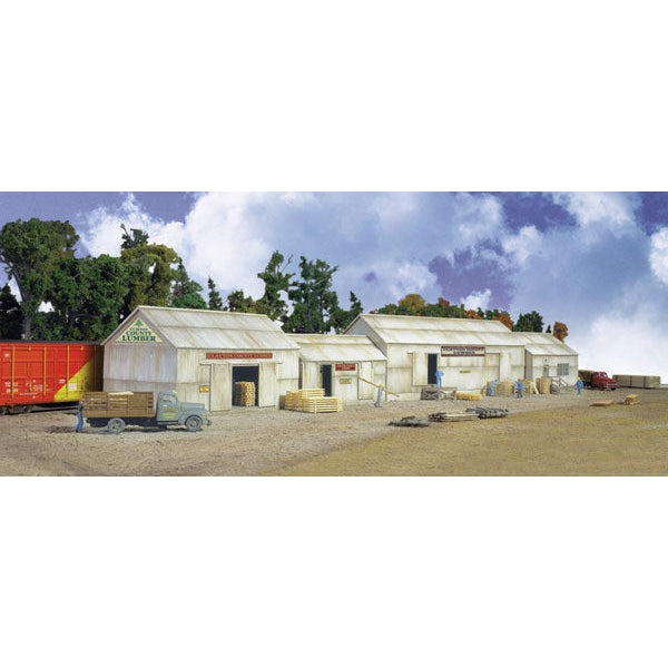 Walthers 933-2911 - HO 	Clayton County Lumber -- Kit