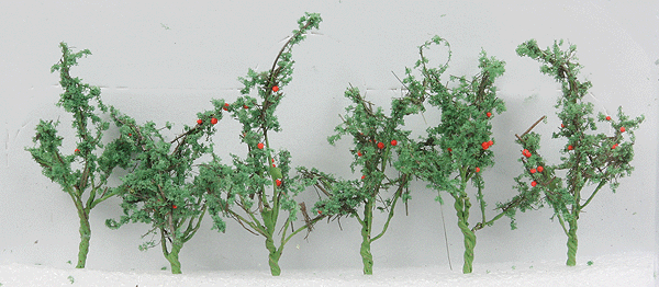 JTT 95526 - O Scale Tomato Plants - Assembled -- 1-1/2" 3.8cm Tall pkg(12)