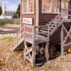 Woodland Scenics - BR4964 - N Scale - Interlocking Tower