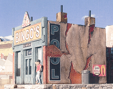 Downtown Deco DD1029 - 	  HO Scale -Bingo's Pool Hall -- Kit