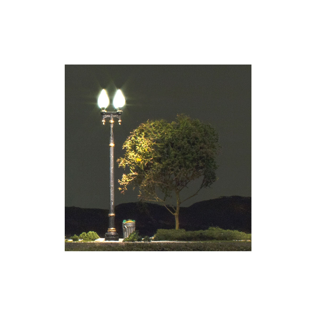 Woodland Scenics - JP5632 - Just Plug(TM) -- Double Lamp Post Street Lights - HO Scale