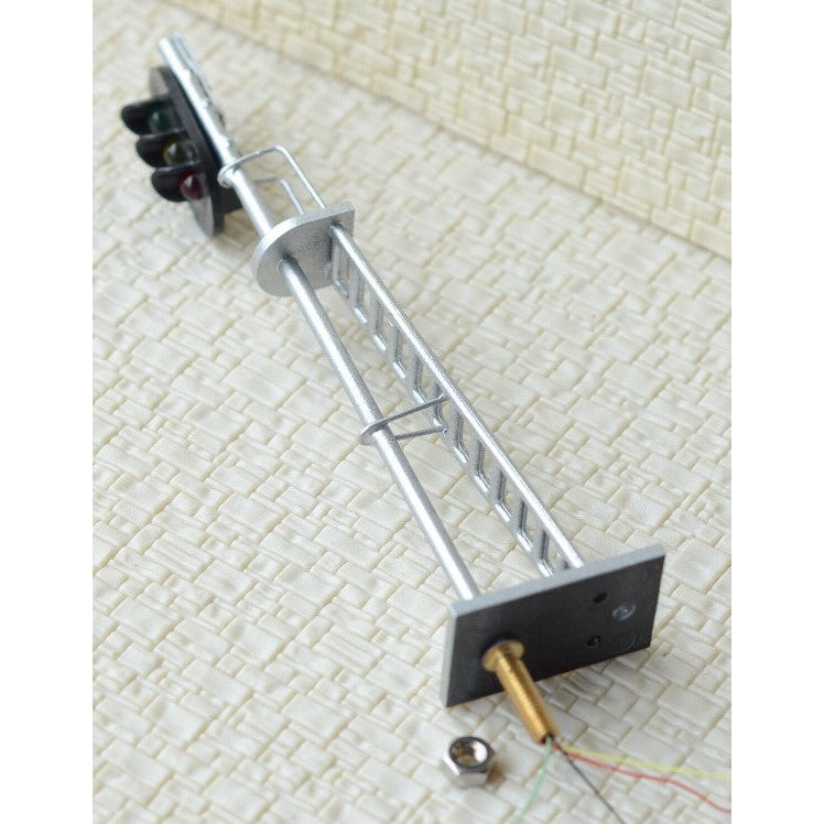 MT - O Scale - 3 Aspect Signal