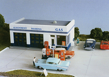 City Classics - HO 	1930s Crafton Avenue Service Station -- Kit - 5 x 3 x 2" 12.7 x 7.6 x 5.1cm