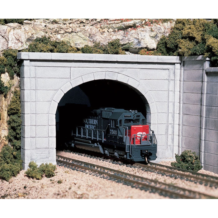 Woodland Scenics - 2 Concrete Double Track Tunnel Portal - N Scale