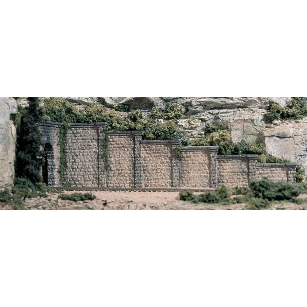 Woodland Scenics - Cut Stone Retaining Wall